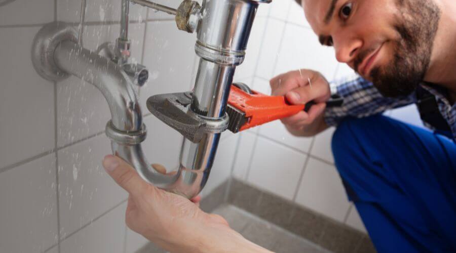 Professional same day plumber services in Columbia, IA
